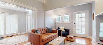 Bungalow Adobe historique, 2bd / 2ba, à pied de l'UNM