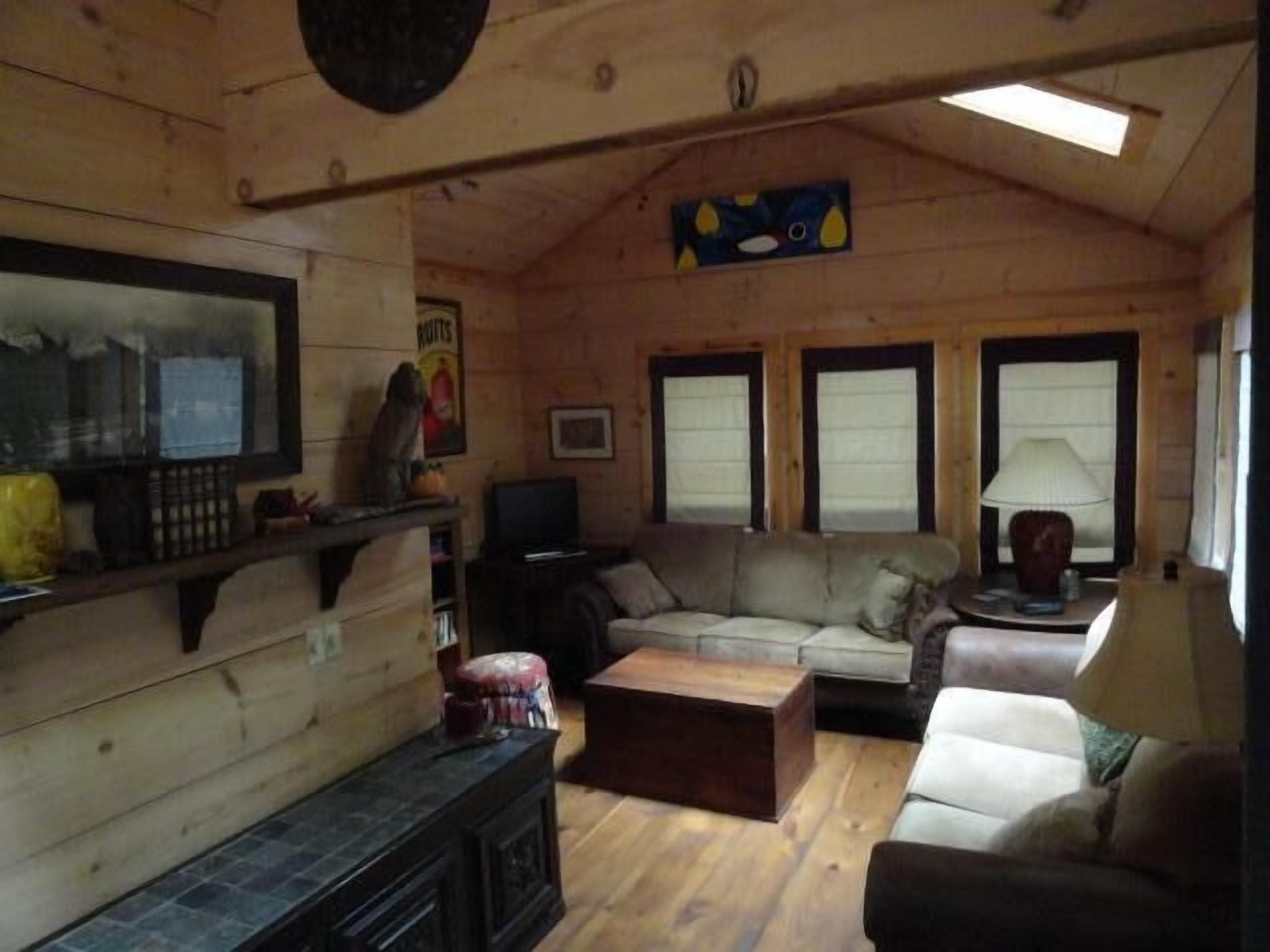Secluded but Not Remote, Private Retreat