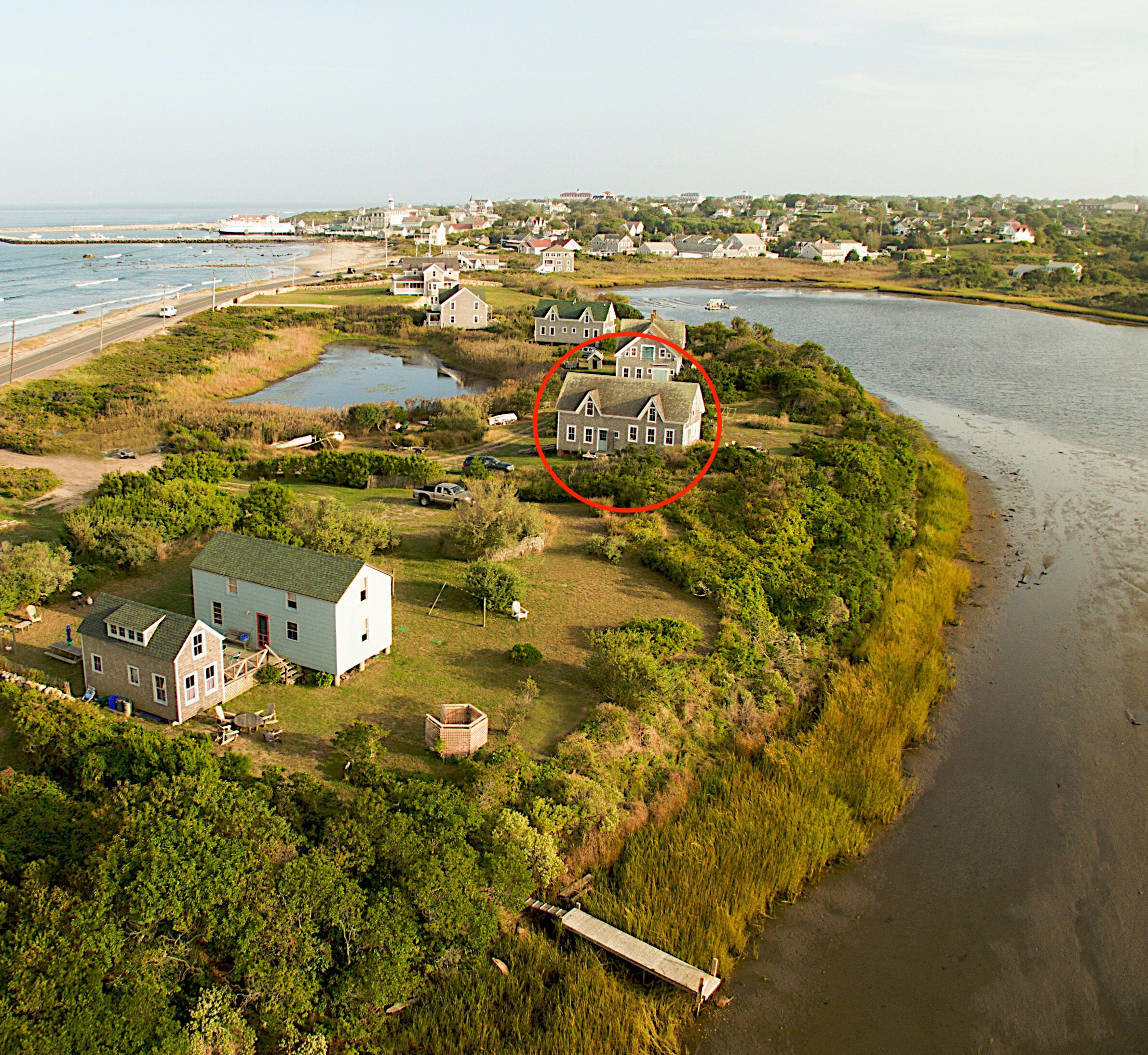 Classic Oceanfront House - 360 Water Views - Across From Beach