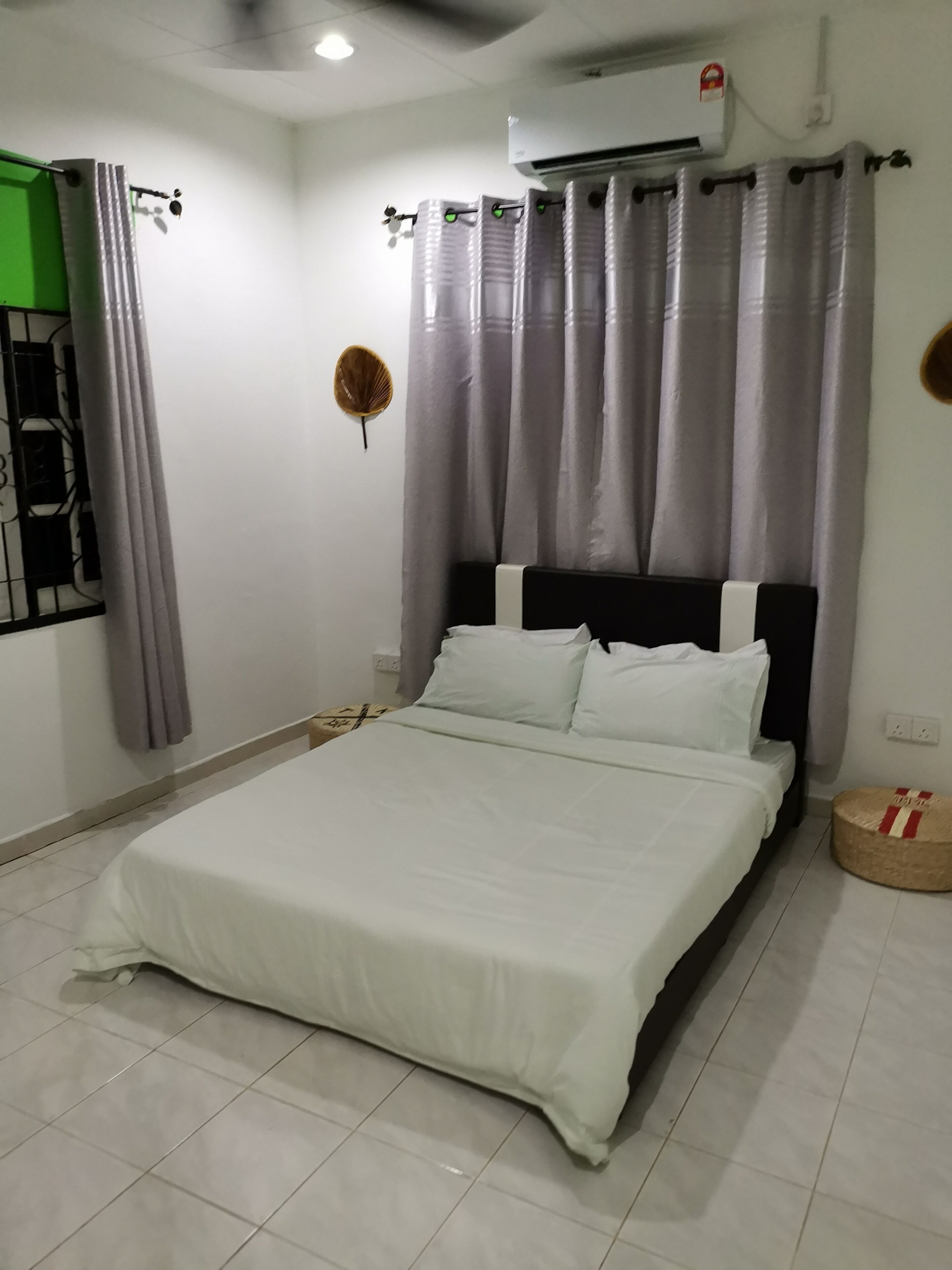 1 bedroom, iron/ironing board, WiFi