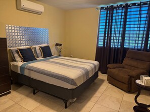 4 Schlafzimmer, Bügeleisen/Bügelbrett, Reisekinderbett, kostenloses WLAN