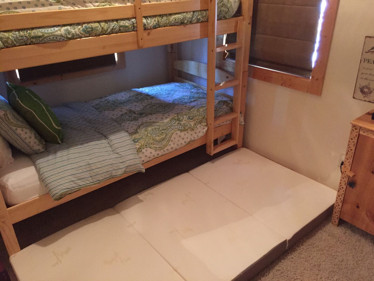 Bunkbed Bedroom with Futon (kept under bottom bunk)