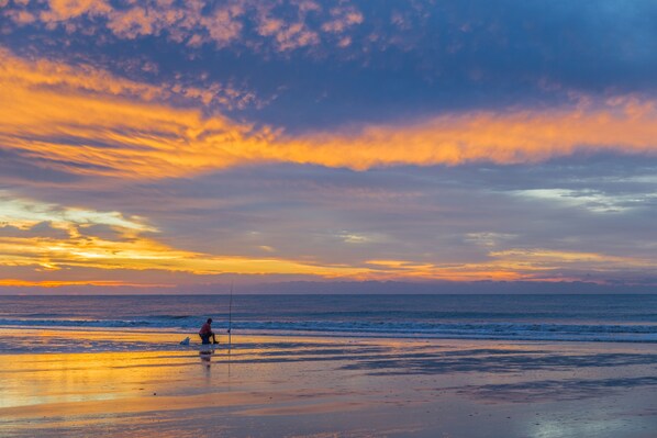 Beach nearby - Renovated Dog-Friendly Villa w/ Patio & Pool - Near Golf & Beach (Hilton Head)