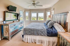 5 bedrooms, free WiFi, bed sheets - Oceanview Home w/ Private Pool, Hot Tub, and Elevator. Enjoy the HI View! (Rodanthe)