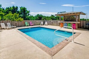 Outdoor pool, a heated pool - Oceanview Home w/ Private Pool, Hot Tub, and Elevator. Enjoy the HI View! (Rodanthe)