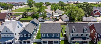 Big, Beautiful & Beachside Bliss - Sleeps 10!