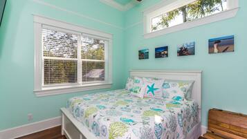 1 bedroom, iron/ironing board, WiFi (free), bed sheets