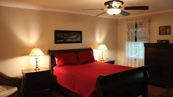 4 bedrooms, iron/ironing board, free WiFi, bed sheets