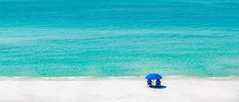 In Strandnähe, Liegestühle