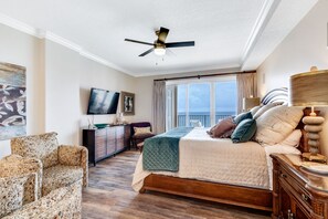 3 عدّة غرف نوم ومكواة/لوح كي وواي فاي مجانًا وملاءات أسرّة