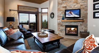 KAUNISET MID-MOUNTAIN ASETUKSET .... POOL & TENNIS