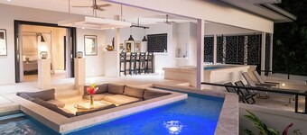 Luxury 6 BR Ocean View Villa w/Pool/Hot Tub/Game Room/Concierge & A/C throughout