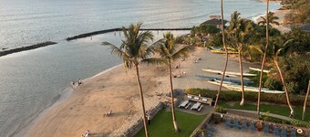 Kaunis Oceanfront 2B / 2b, näkymä auringonlaskuun, wi-fi, portaat rannalle!