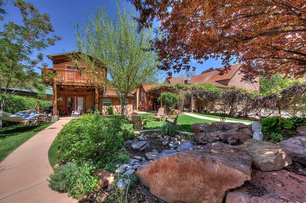 Exterior - The Main House (Cali Cochitta) (Moab)