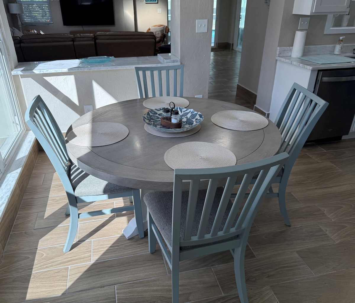 Photo 14 of Great location!!! Old Naples Pool Home - Walk to the beach, shops, restaurants.