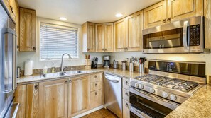 Fridge, microwave, oven, dishwasher