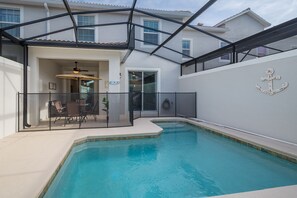 Beheizter Pool