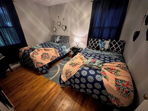 2 bedrooms, iron/ironing board, free WiFi, bed sheets
