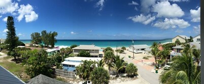 ALL NEW-Fully renovated! Steps to beach. Near Boca Grande. Great beaches/fishing