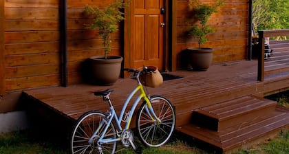 ⚓️ Nautical Sea Cabin with Water View ⚓️