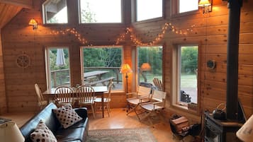 Smart TV, DVD player, video library