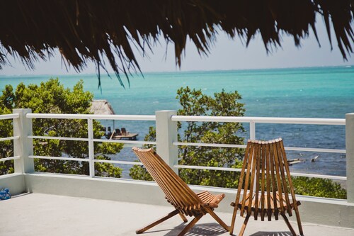 Casa Conch Belize – Private Beachfront Home with Dock