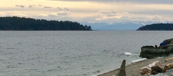 Fun Suite between two waters