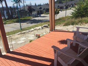 Terrace/patio - Fun Suite between two waters (Sechelt)