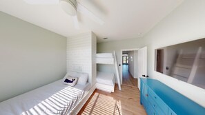 3 bedrooms, iron/ironing board, free WiFi, bed sheets