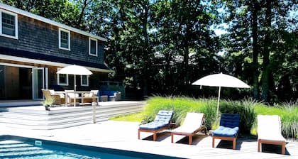Encantador 4B / 3Bth East Hampton Shingled Classic con piscina: perfecto para familias
