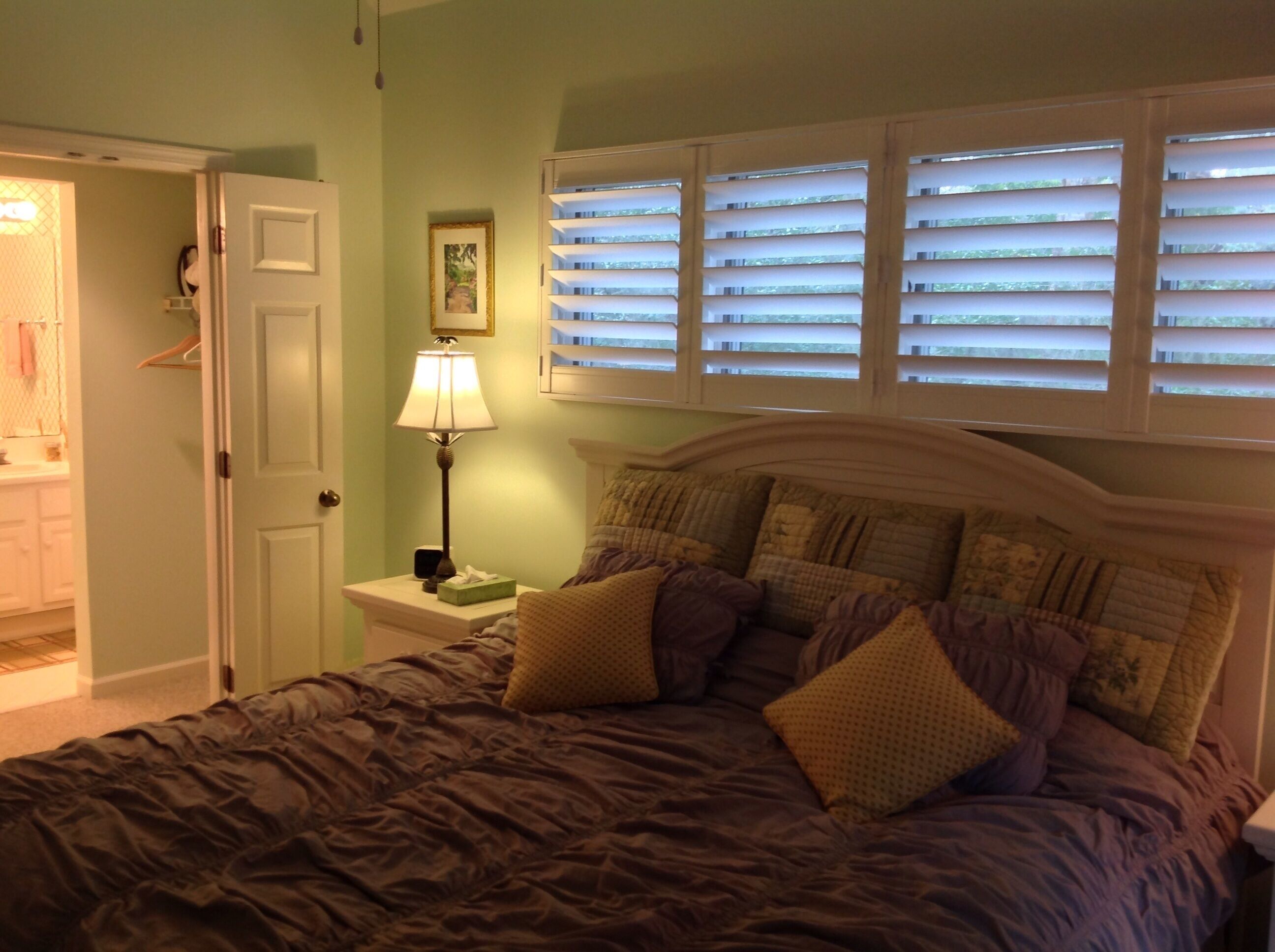 2 bedrooms, memory-foam beds, iron/ironing board, free WiFi