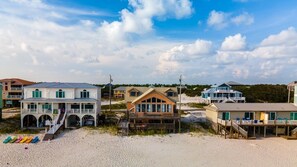 Exterior - Last minute special -Aug 16-23!
Gorgeous Views! 5BR directly on the beach! (Gulf Shores)