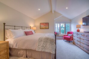 3 Schlafzimmer, Bügeleisen/Bügelbrett, WLAN, Bettwäsche