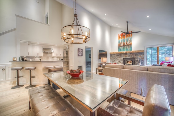 Gorgeous open floor plan!