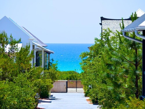 Crow's Nest: Amazing Carriage House - Süden von 30A mit Golf Views!