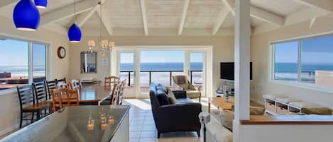 Smart TV, DVD player, stereo