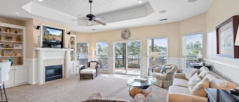 Télévision, chaîne hi-fi