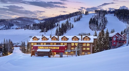 Immediate ⛷ In/out,  🏔 views,  walk 2 village, PERFECT location, OFP, Pool&HotT