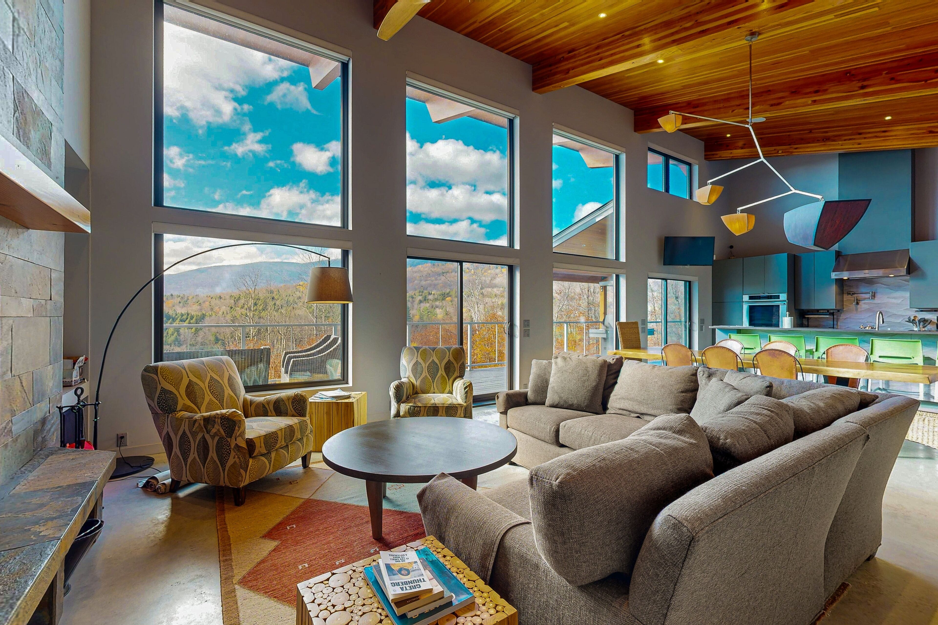 TV, fireplace, DVD player