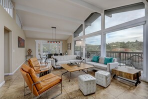 Smart TV, fireplace, video games, DVD player