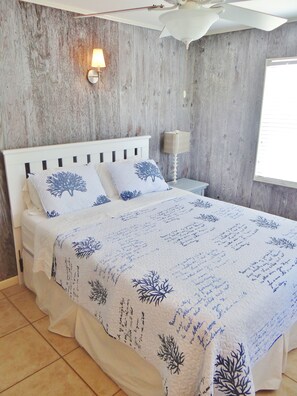 4 bedrooms, iron/ironing board, free WiFi, bed sheets - Spacious pool home on corner lot close to beach boardwalk. Gulf view and clean! (St. George Island)