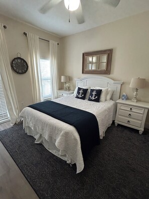 4 Schlafzimmer, Bügeleisen/Bügelbrett, kostenloses WLAN, Bettwäsche