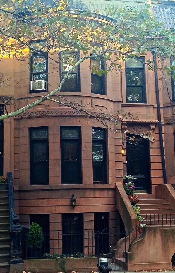 Spacious garden condo in a beautiful Brooklyn Brownstone New York Vrbo