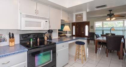 Paradise at Its' Best. Your Home Away From Home....Pets welcome & Tesla Charger