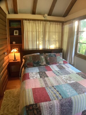 2 多间卧室、免费 WiFi、床单