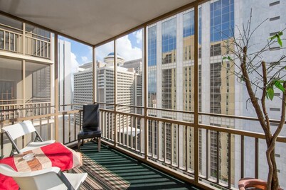 Newly Renovated Condo!! Professionally Designed High-rise in Heart of Downtown!