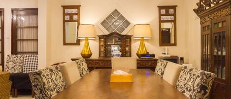 Televisión de pantalla plana