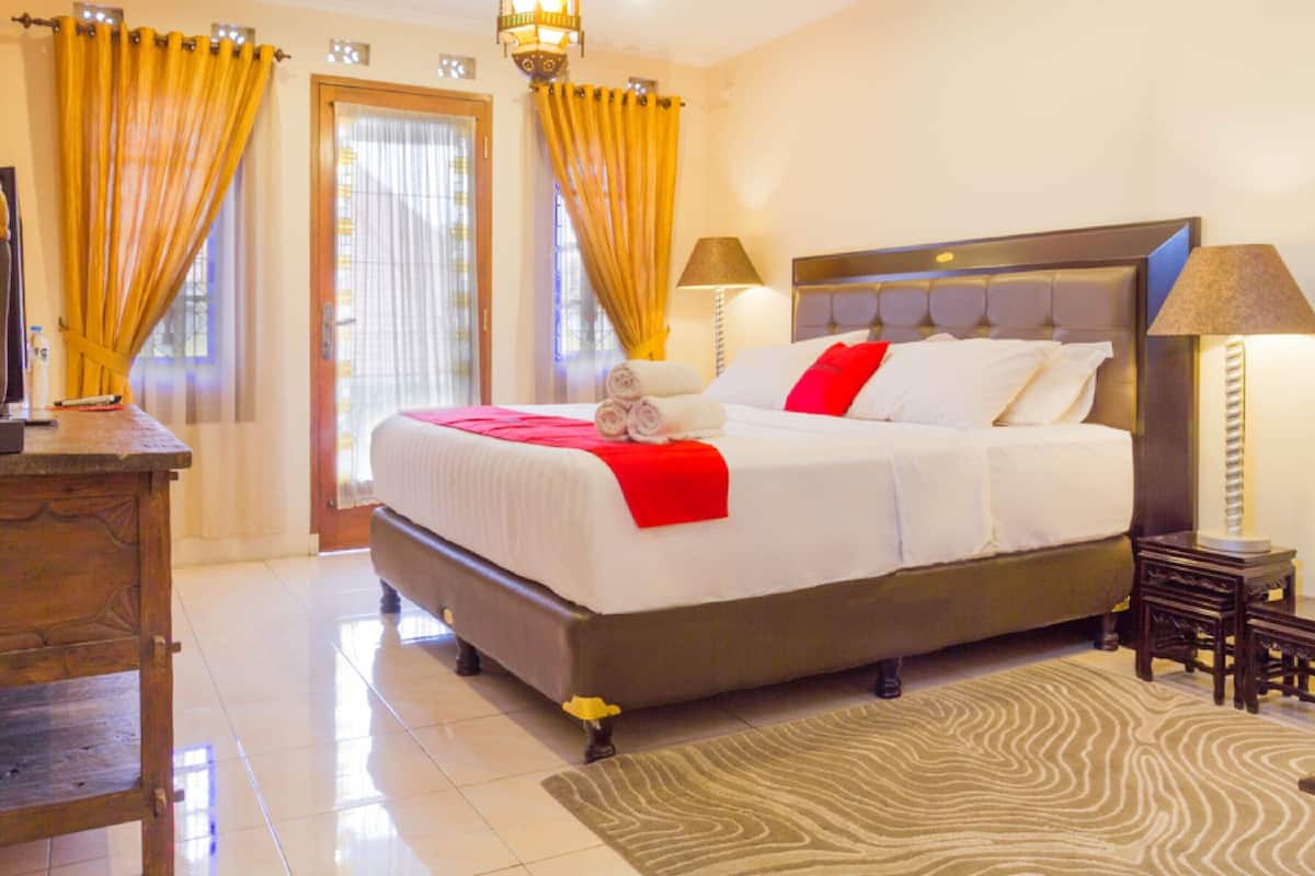 Habitación Deluxe | Escritorio, wifi gratis y ropa de cama