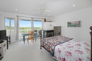 3 bedrooms, desk, iron/ironing board, WiFi - EXCLUSIVE OCEANFRONT LUXURY PRIVATE RESIDENCE (Brigantine)