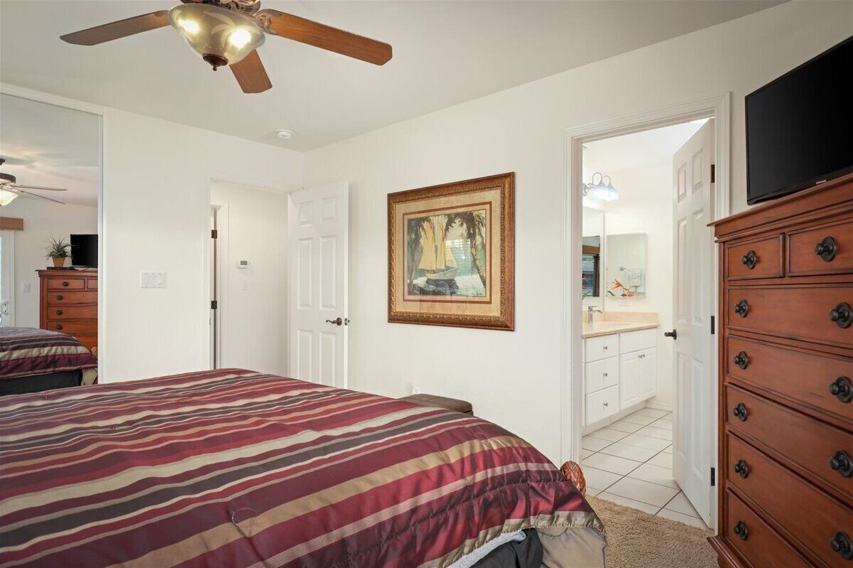 3 bedrooms, iron/ironing board, travel crib, free WiFi